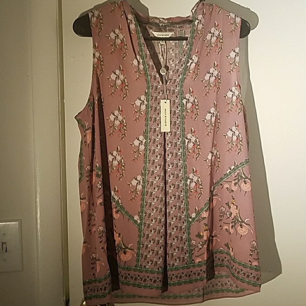 Beautiful Sleevless Muave Floral Print Blouse